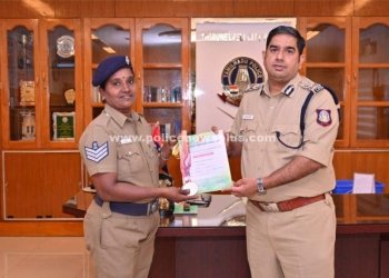 பெண் தலைமைகாவலருக்கு பாராட்டு