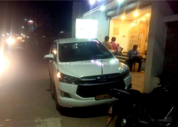 வருமானவரித்துறையினர் திடீர் சோதனை