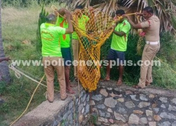 இளம் பெண்ணை மீட்ட தீயணைப்பு துறையினர்