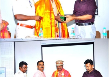 சிறப்பு உதவி ஆய்வாளருக்கு பணி நிறைவு பாராட்டு விழா