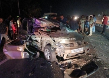 டிராக்டர் மீது கார் மோதி விபத்து