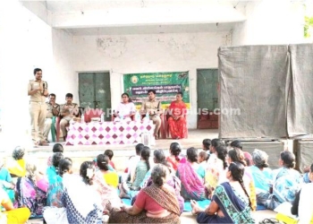 வன உயிரினங்கள் பாதுகாப்பு குறித்து விழிப்புணர்வு கூட்டம்