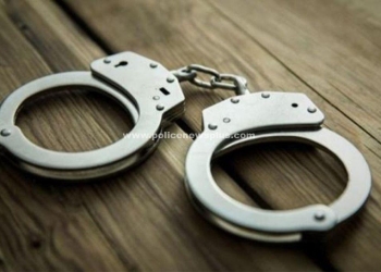 அலுமினிய பொருட்கள் திருடிய நபர்கள் கைது