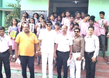 பள்ளிக்கு உபகரணங்களை வழங்கிய லயன்ஸ் கிளப் கோல்டன் சன் அமைப்பு