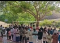 திருப்பரங்குன்றத்தில் பக்ரீத் தொழுகை: போலீசார் பாதுகாப்பு