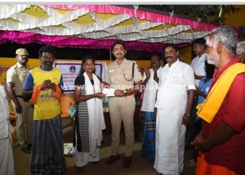 மக்களுடன் கலந்துரையாடிய இராமநாதபுரம் SP