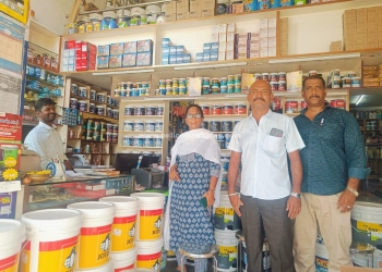 பழனியில் மதுவிலக்கு காவல்துறையினர் திடீர் சோதனை