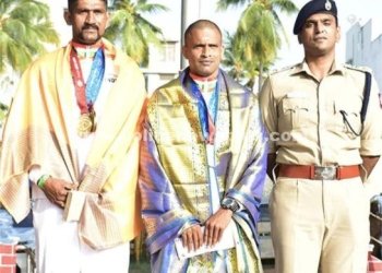 எஸ். பியை சந்தித்து வாழ்த்து பெற்ற காவலர்கள்