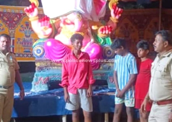 இரவு ரோந்து பணியை தீவிரமாக மேற்கொண்ட காவலர்கள்