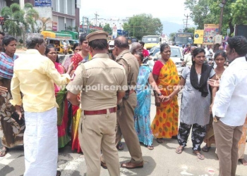 பொதுமக்கள் சாலை மறியல் போராட்டம்