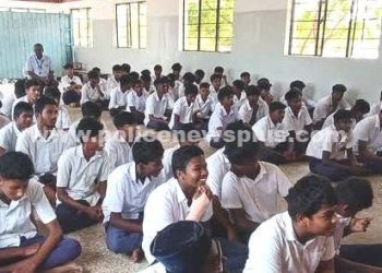 மகளிர் காவல் நிலையம் சார்பில் விழிப்புணர்வு