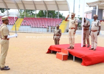 சுதந்திர தின விழாவிற்காக காவல்துறை அணிவகுப்பு ஒத்திகை