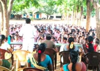 உதவி ஆய்வாளர் தலைமையில் மாணவர்களுக்கு விழிப்புணர்வு