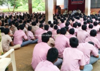 அரசு மேல்நிலைப் பள்ளியில் மாணவர்களுக்கு விழிப்புணர்வு