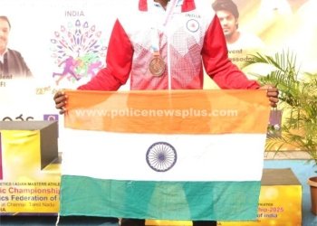 வெண்கல பதக்கம் வென்ற காவல் உதவி ஆய்வாளர்
