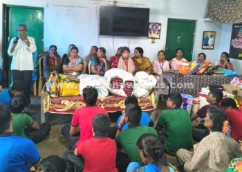 வாடிப்பட்டியில் மாற்றுத்திறனாளிகளுக்கு நலத்திட்ட உதவிகள்