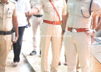 பெருநாழி காவல் நிலையத்தில் எஸ்.பி வருடாந்திர ஆய்வு