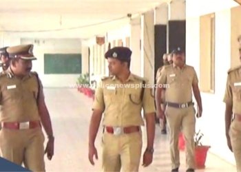 எழுத்துத் தேர்வு மையங்களில் சிறப்பு அதிகாரி ஆய்வு