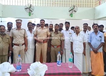 தனியார் பேருந்துகள் ஓட்டுநர்கள் விழிப்புணர்வு