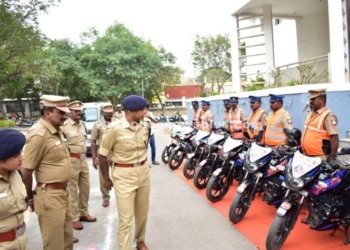 இருசக்கர வாகன ரோந்து தொடங்கி வைத்த எஸ்.பி