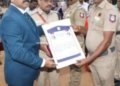 குடியரசு தினவிழாவில் சிறப்புப் பணியாற்றிய காவல் அதிகாரிகளுக்கு விருது