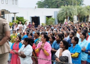 தொழிற்சாலை ஊழியர்களுக்கு காவல்துறை விழிப்புணர்வு நிகழ்ச்சி