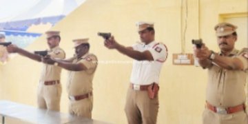 காவலர்களுக்கு ஆயுத பாதுகாப்பு பயிற்சி