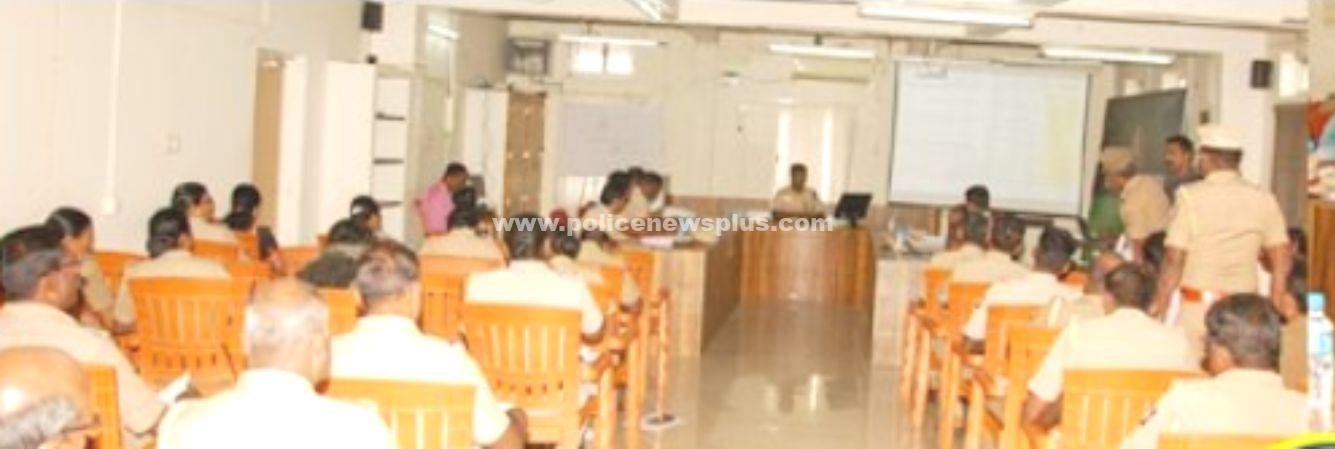 திருவாரூர் காவல் அலுவலகத்தில் மாதாந்திர குற்ற கலந்தாய்வு கூட்டம்