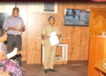 எஸ்.பி தலைமையில் நடைபெற்ற பொதுமக்கள் குறைதீர் கூட்டம்
