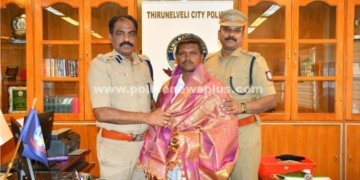 துணிச்சலாக செயல்பட்ட நபருக்கு காவல் ஆணையர் பாராட்டு