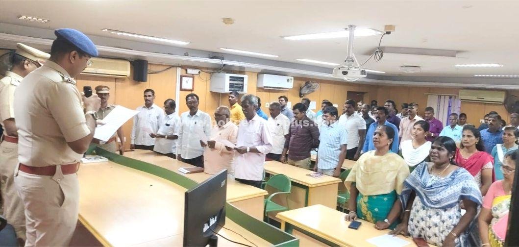 உலகத் தாய்மொழி நாள் உறுதிமொழி ஏற்பு