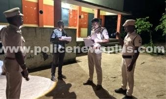 வாக்குச்சாவடிகளை ஆய்வு செய்த எஸ்.பி.