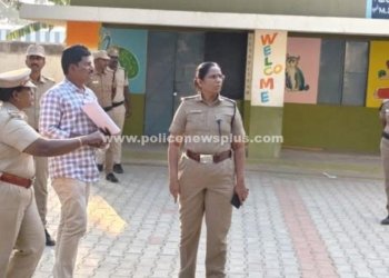 வாணியம்பாடியில் வாக்குச்சாவடிகளை ஆய்வு செய்த எஸ்.பி