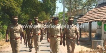 மதுரையில் தேர்தல் விழிப்புணர்வு கொடி அணிவகுப்பு