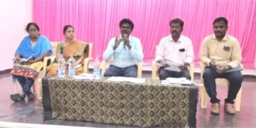 உசிலம்பட்டியில் தேர்தல் நடத்தை விதிகள் குறித்து ஆய்வு கூட்டம்