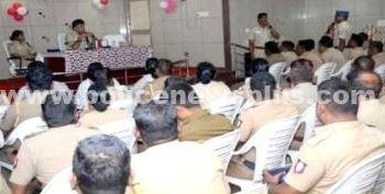 திண்டுக்கல்லில் செக்டர் காவல் அதிகாரிகளுக்கு எஸ்.பி. ஆலோசனை