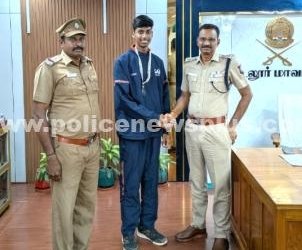 தேசிய சப் ஜூனியர் வாலிபால் போட்டியில் கடலூர் வீரர் வெள்ளிப் பதக்கம்