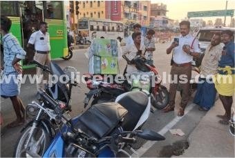 திண்டுக்கல்லில் தலைகவசம் குறித்து போக்குவரத்து காவல்துறை விழிப்புணர்வு
