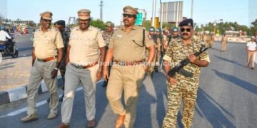 மதுரையில் 100% வாக்கு பதிவு விழிப்புணர்வு