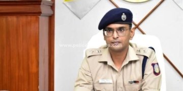 சேலத்தில் 1,551 உரிமம் பெற்ற துப்பாக்கிகள் காவல் நிலையங்களில் ஒப்படைப்பு