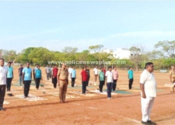 ஆயுதப்படை போலீசாருக்கு யோகா பயிற்சி