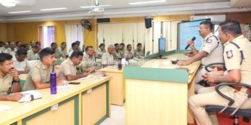 எஸ்.பி தலைமையில் மாதாந்திர ஆய்வு கூட்டம்