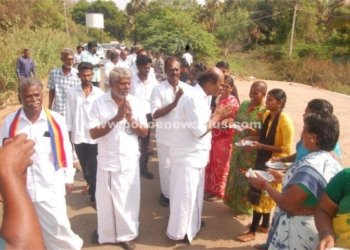 அலங்காநல்லூரில் வேட்பாளர் வாக்கு சேகரிப்பு