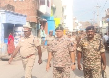 அமைதியான தேர்தலுக்கு காவல் விழிப்புணர்வு அணிவகுப்பு