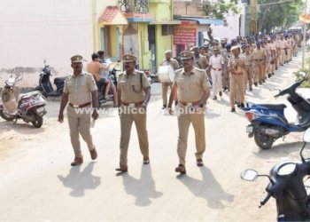 தேர்தலை முன்னிட்டு காவல்துறை விழிப்புணர்வு அணிவகுப்பு