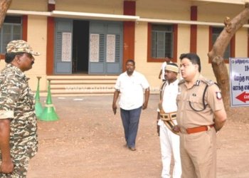 வாக்கு எண்ணும் மையங்களில் காவல் ஆணையர் ஆய்வு