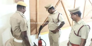 வாக்குப்பதிவு இயந்திரங்கள் மையத்தில் பலத்த பாதுகாப்பு