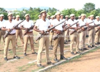 திண்டுக்கல்லில் ஆயுதப்படை காவலர்களின் கவாத்து பயிற்சி