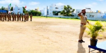 காவலர்களின் கவாத்து பயிற்சியை ஆய்வு செய்த எஸ்.பி