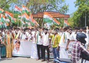 திருப்பரங்குன்றத்தில் காங்கிரஸ், தவெக இணைந்து போராட்டம்